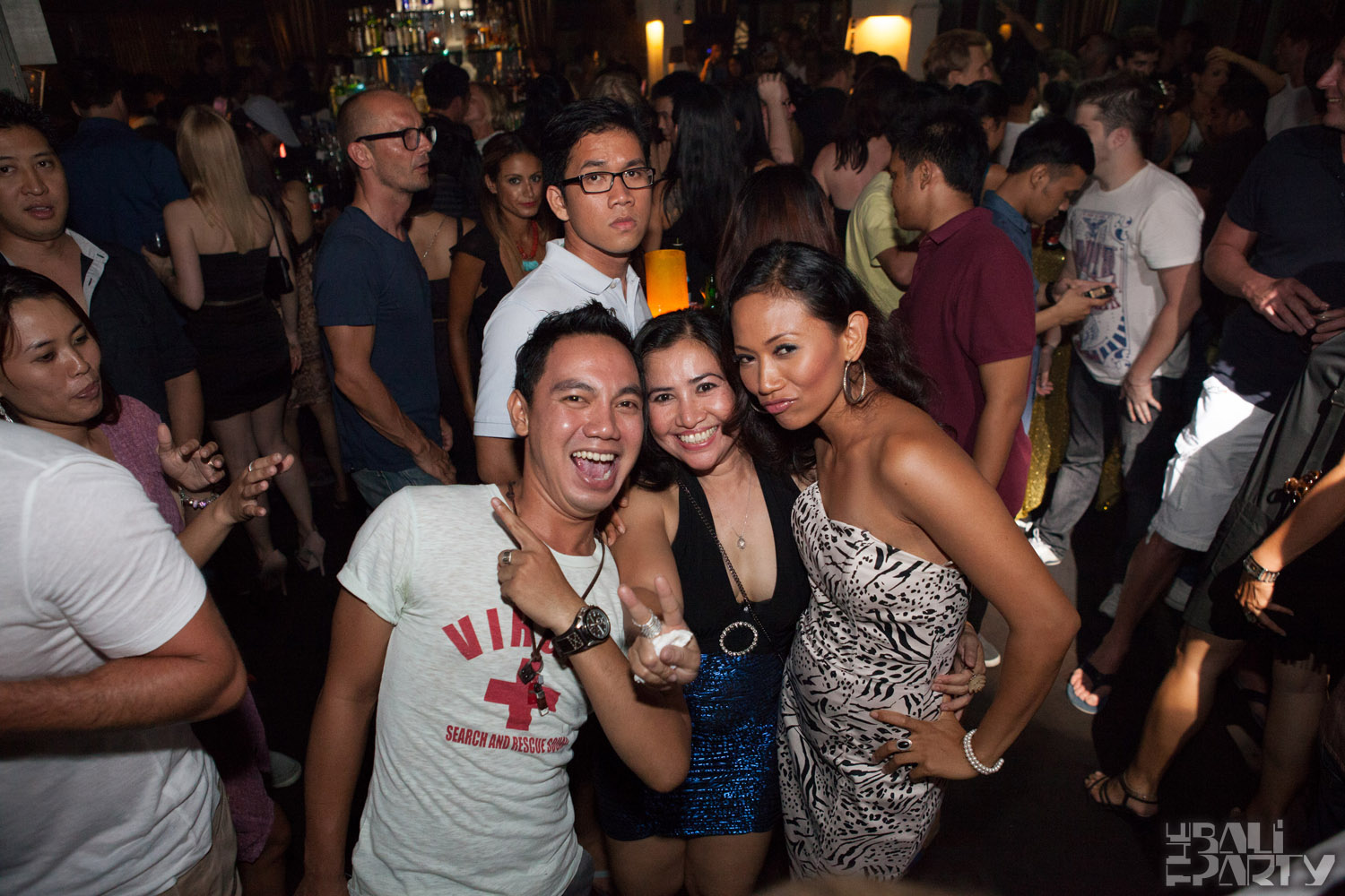 DJ Goldigger @ Hu'u Bar 12-11-17_015