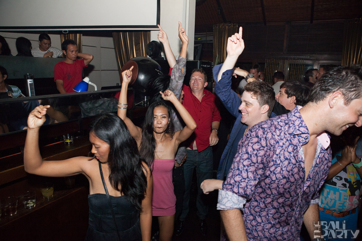 DJ Goldigger @ Hu'u Bar 12-11-17_051
