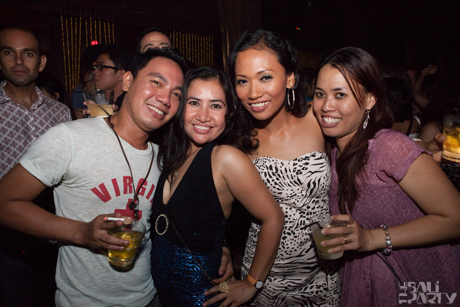 DJ Goldigger @ Hu'u Bar 12-11-17_060