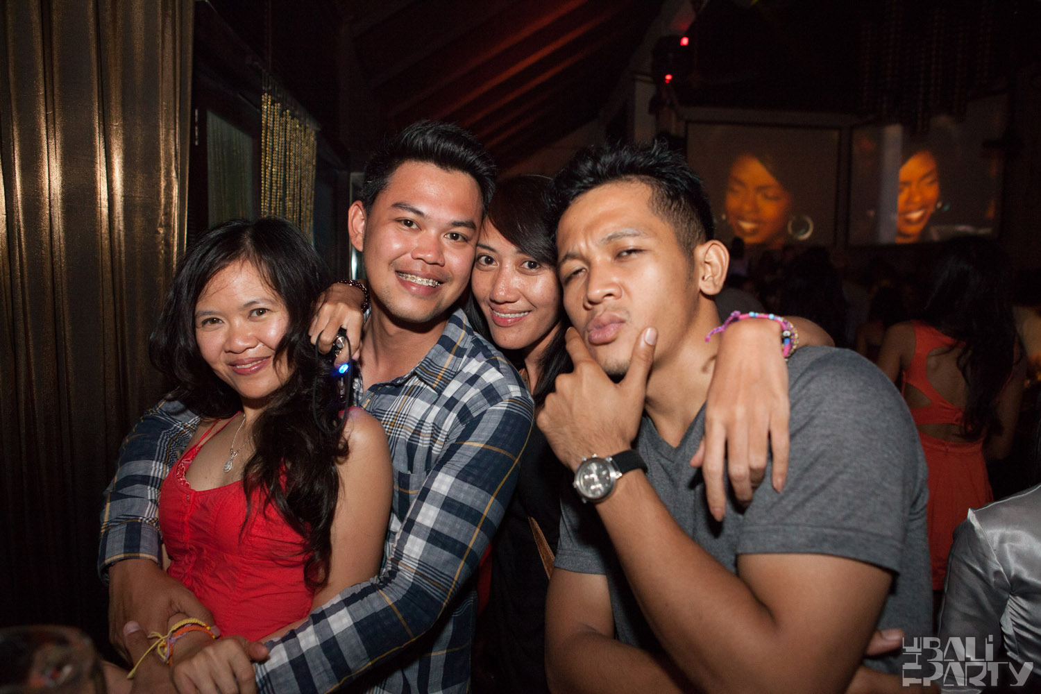 DJ Goldigger @ Hu'u Bar 12-11-17_108