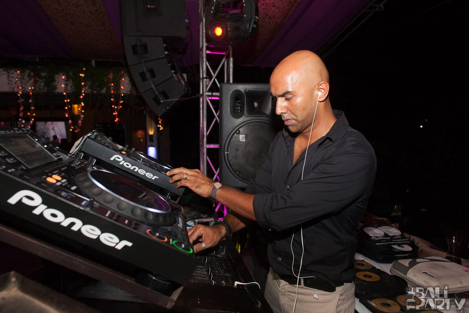 Metis 2nd Anniversary 2011-10-15_102