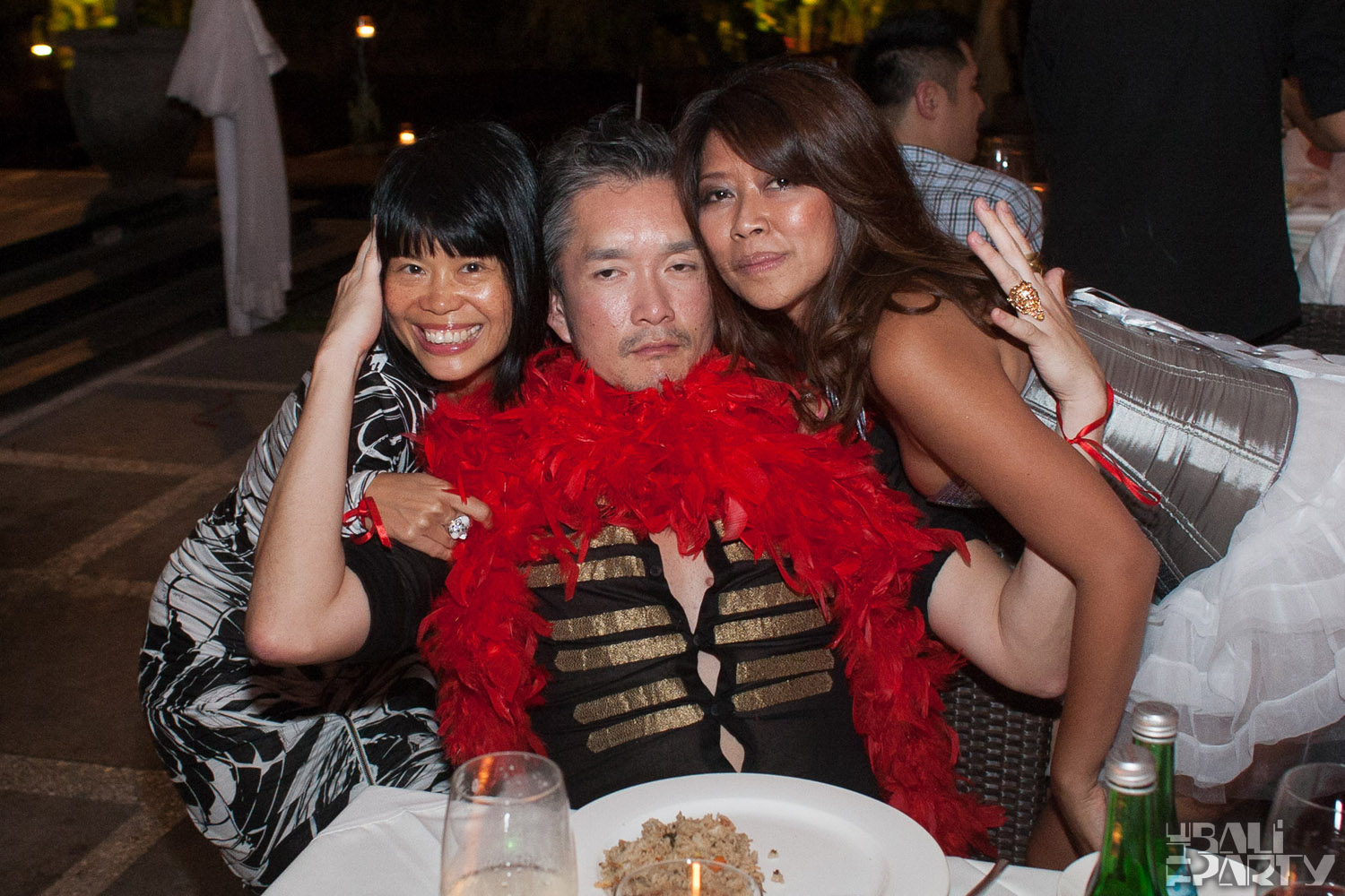 Birthday Party at Hu'u Bar 2011-09-24_043
