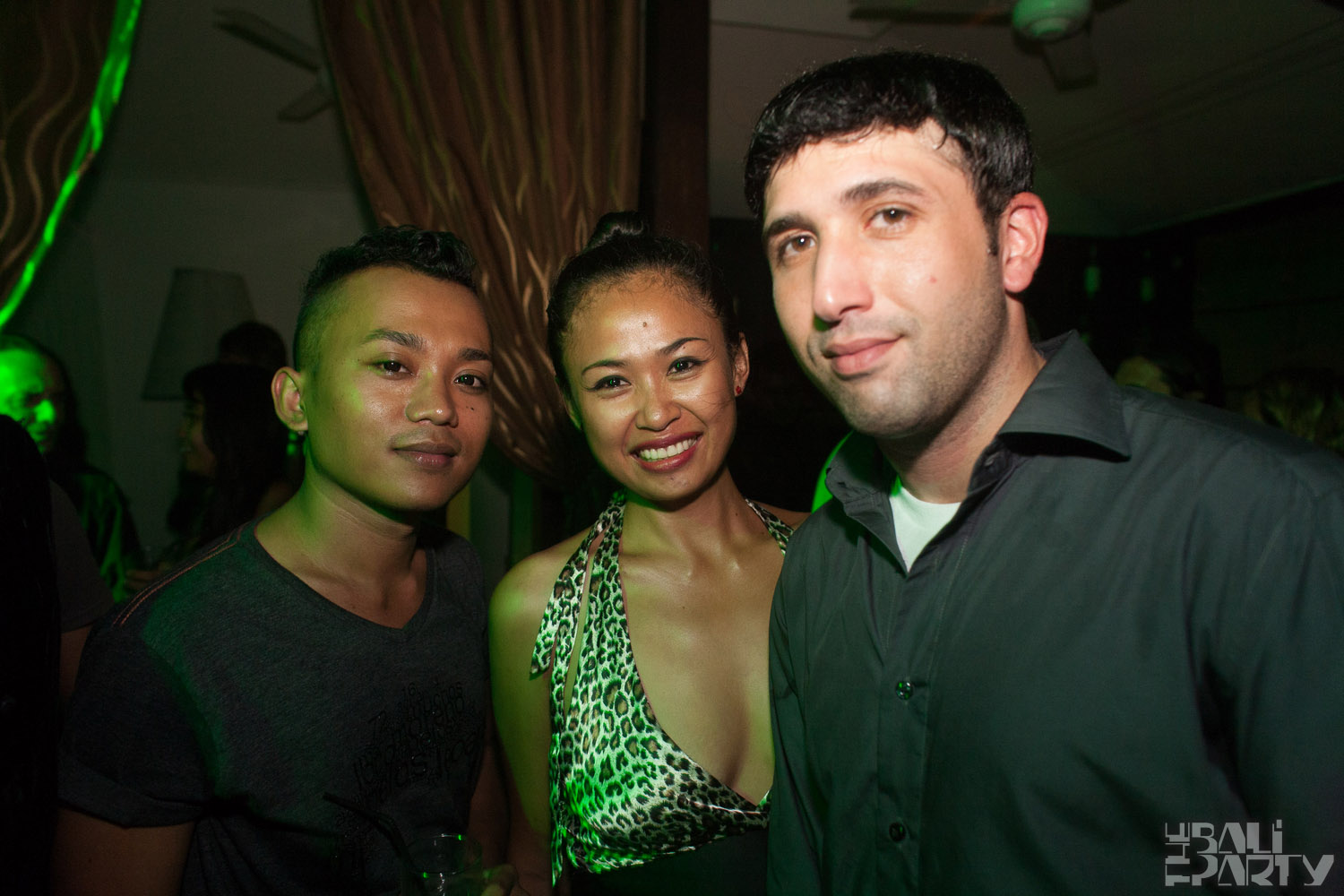 Layo&Bushwacka at Mint 11-11-04_054