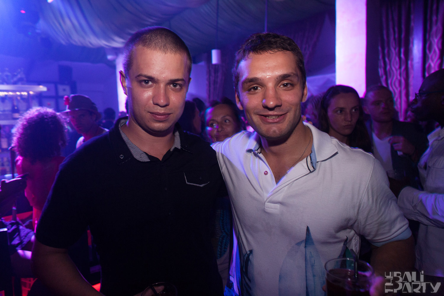 Layo&Bushwacka at Mint 11-11-04_056