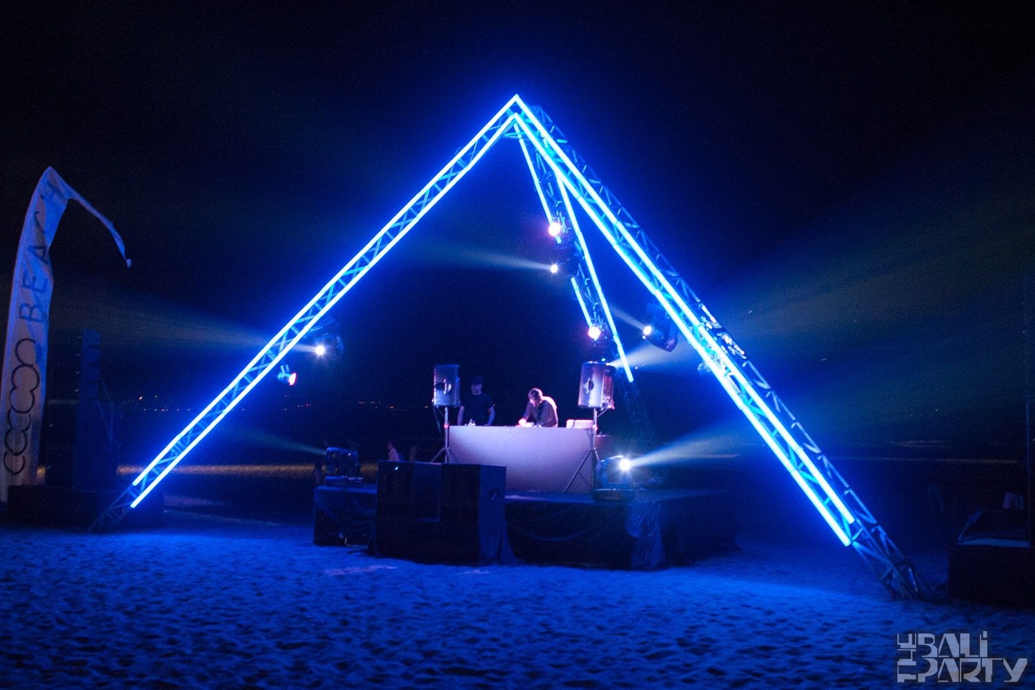 Cocoon Beach Opening 2011-06-25 #185