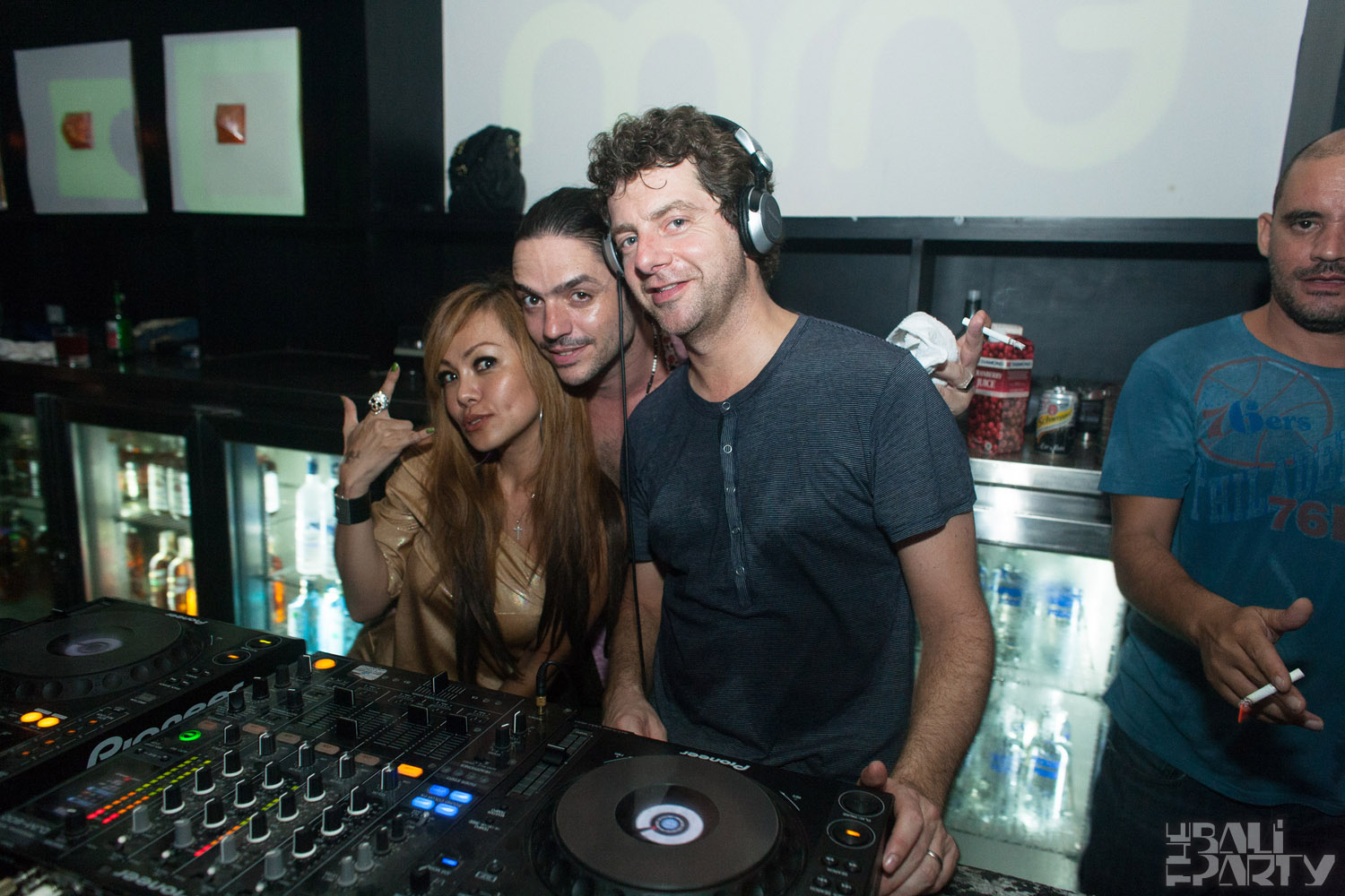 Layo&Bushwacka at Mint 11-11-04_114