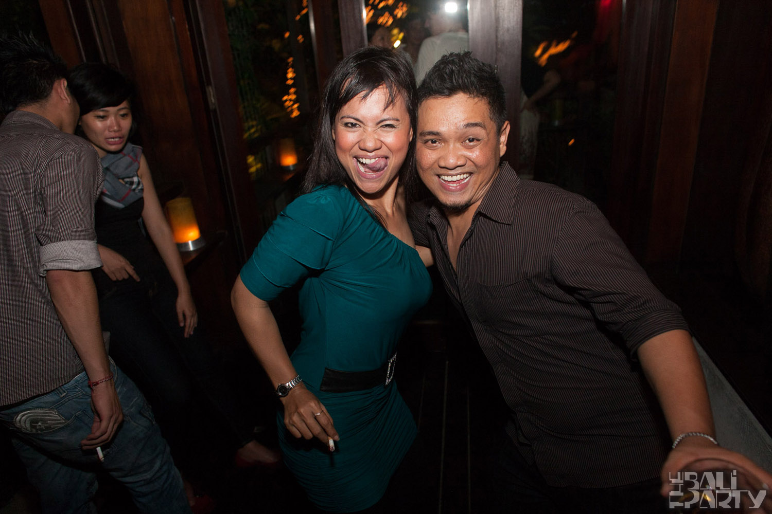 Hu'u Bar 10yr Anniv 2011-12-10_103