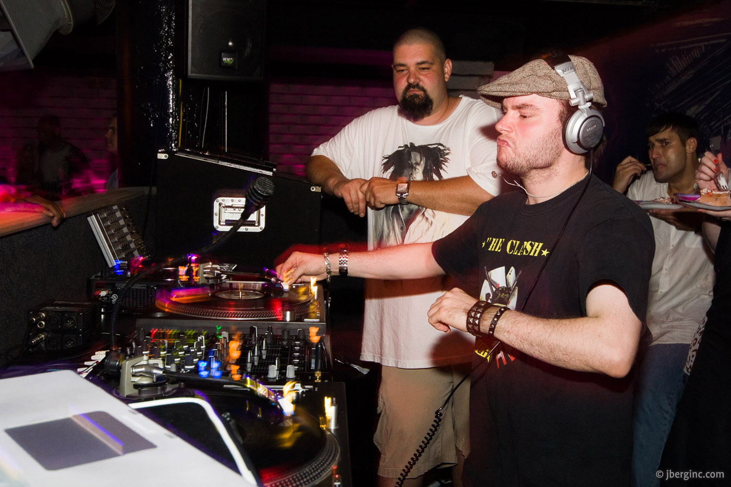 JUSTIN LONG & LUIS BARO @ SmartBar July 19, 2008_16