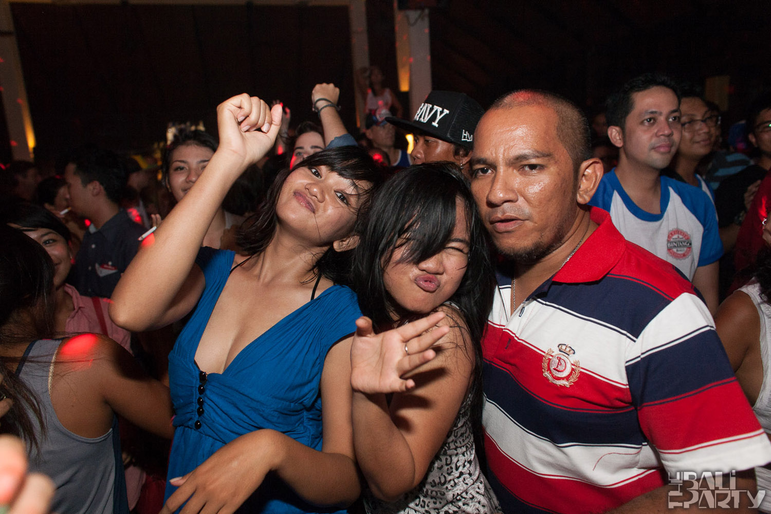 One Night in Kuta @ Hu'u Bar 2011-05-14_048