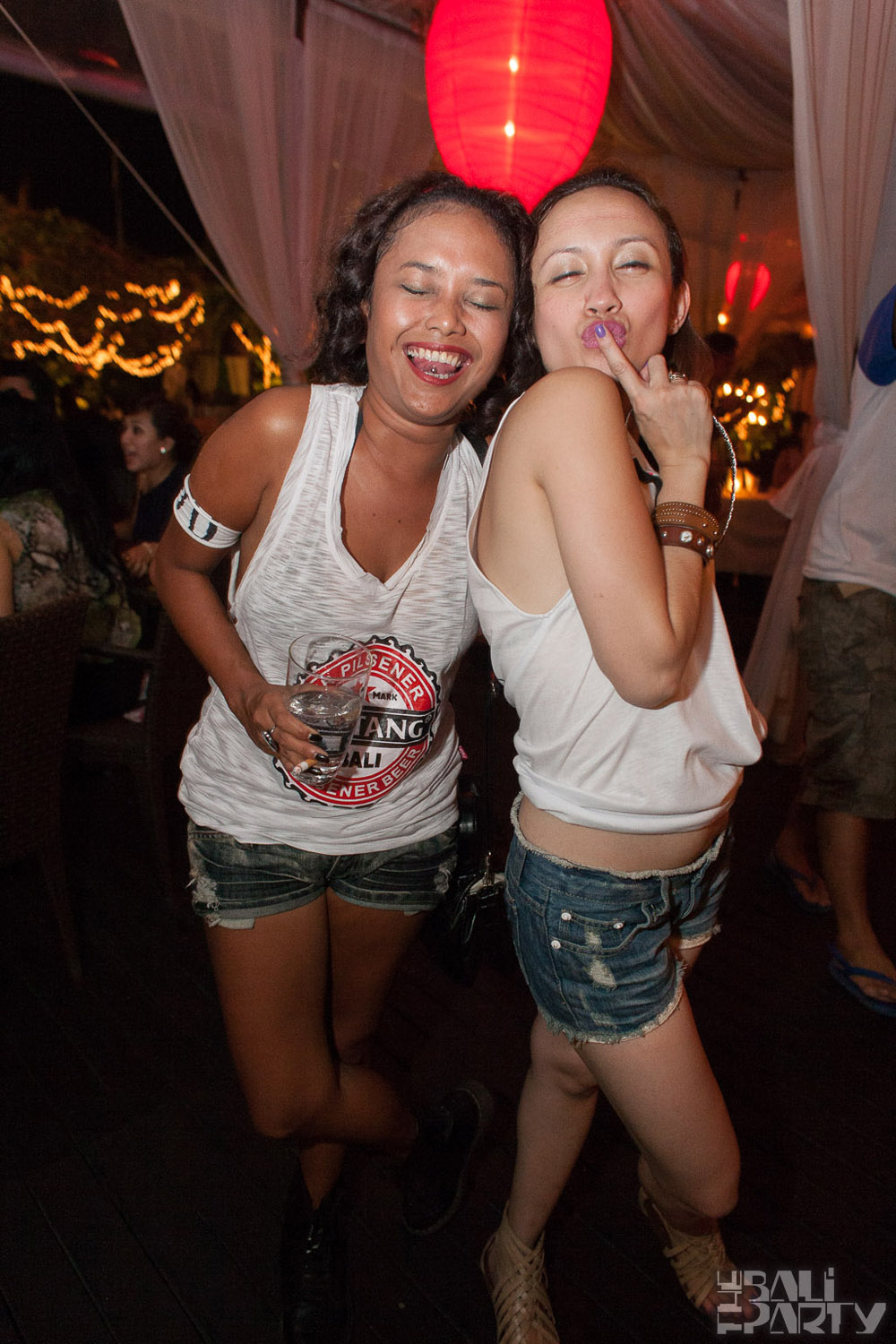 One Night in Kuta @ Hu'u Bar 2011-05-14_072