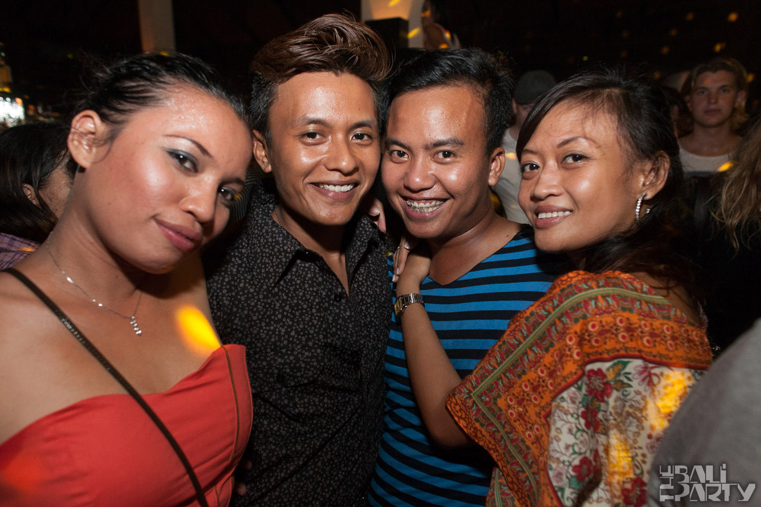 One Night in Kuta @ Hu'u Bar 2011-05-14_091