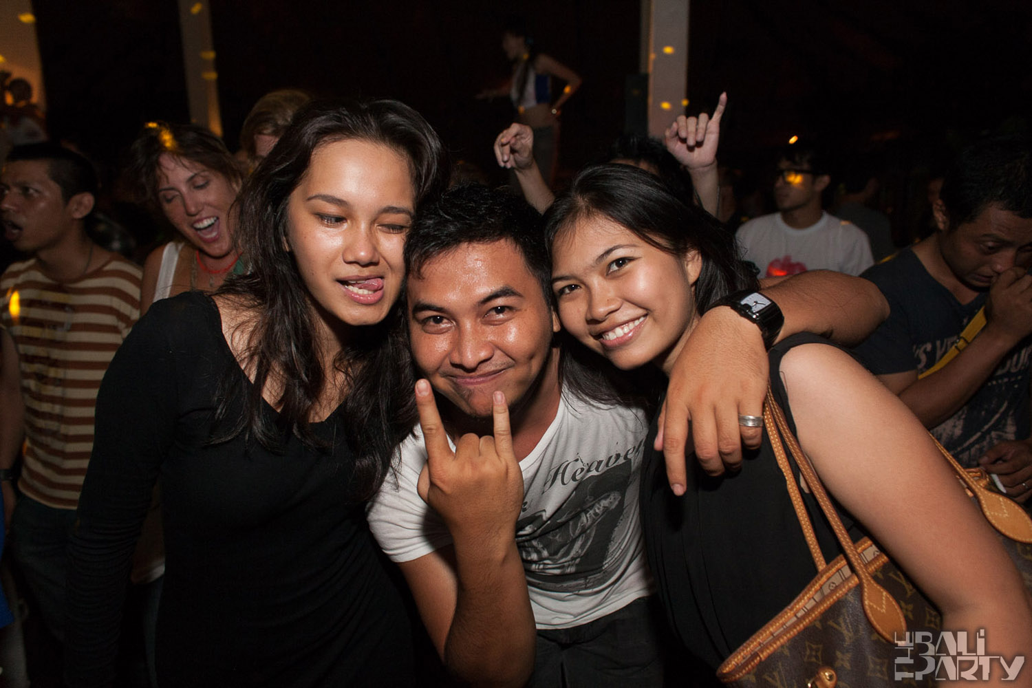 One Night in Kuta @ Hu'u Bar 2011-05-14_128