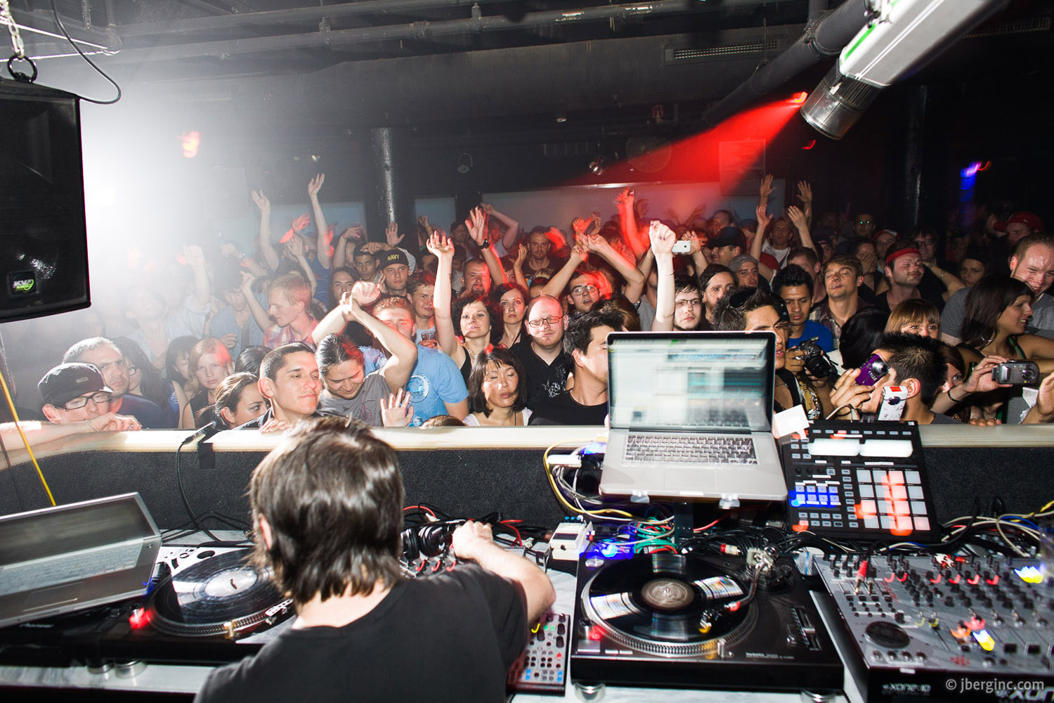 Richie Hawtin @ SmartBar 2009-07-06_053