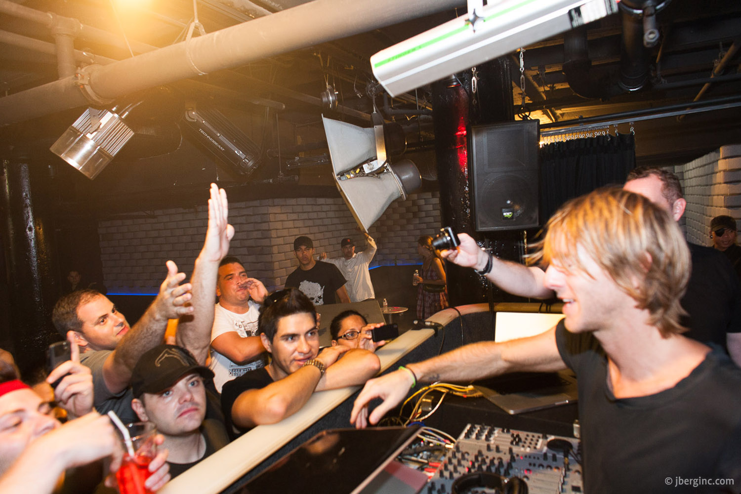 Richie Hawtin @ SmartBar 2009-07-06_141