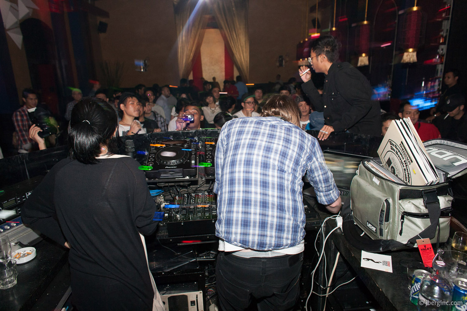 TreasureFingers @BuddhaBarJakarta 2010-02-19_57