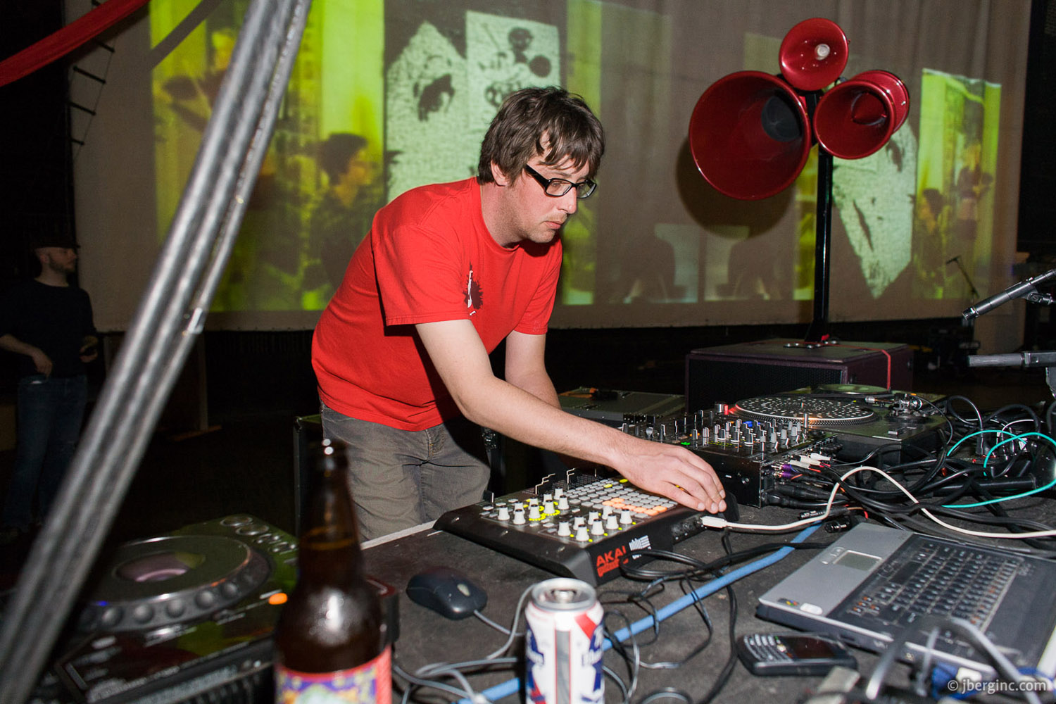 052_Resonate 5 2010-04-24