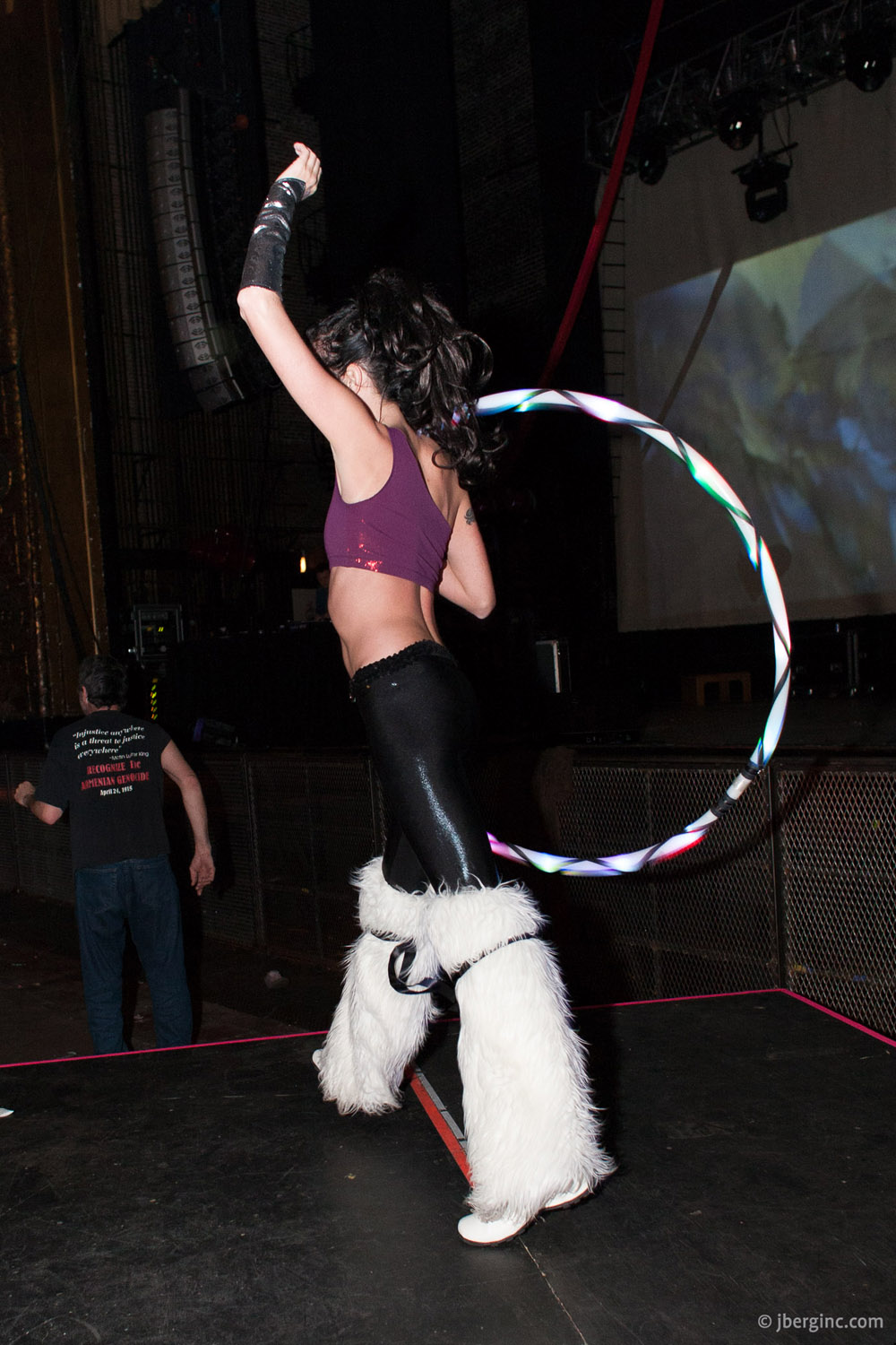 070_Resonate 5 2010-04-24