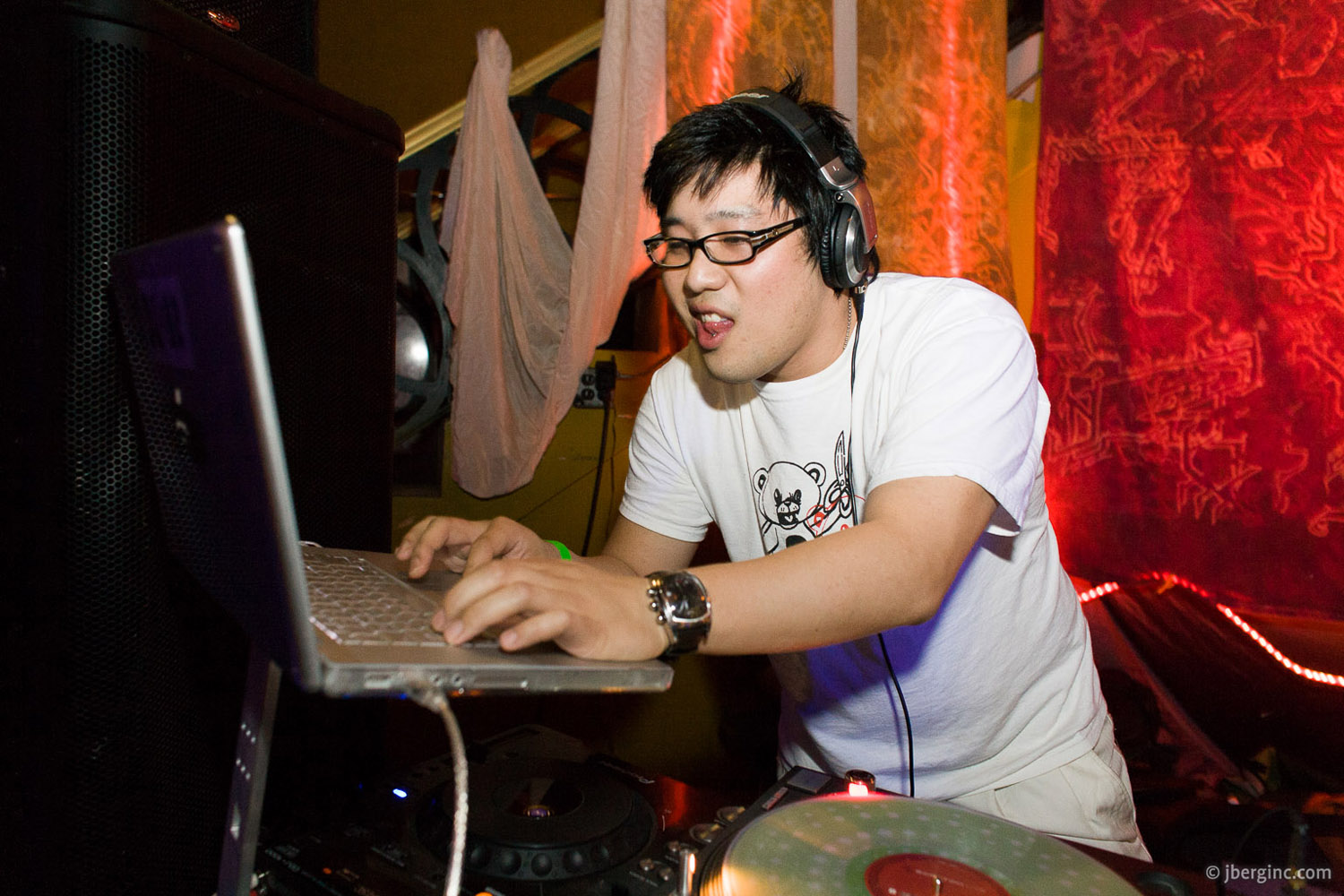 092_Resonate 5 2010-04-24