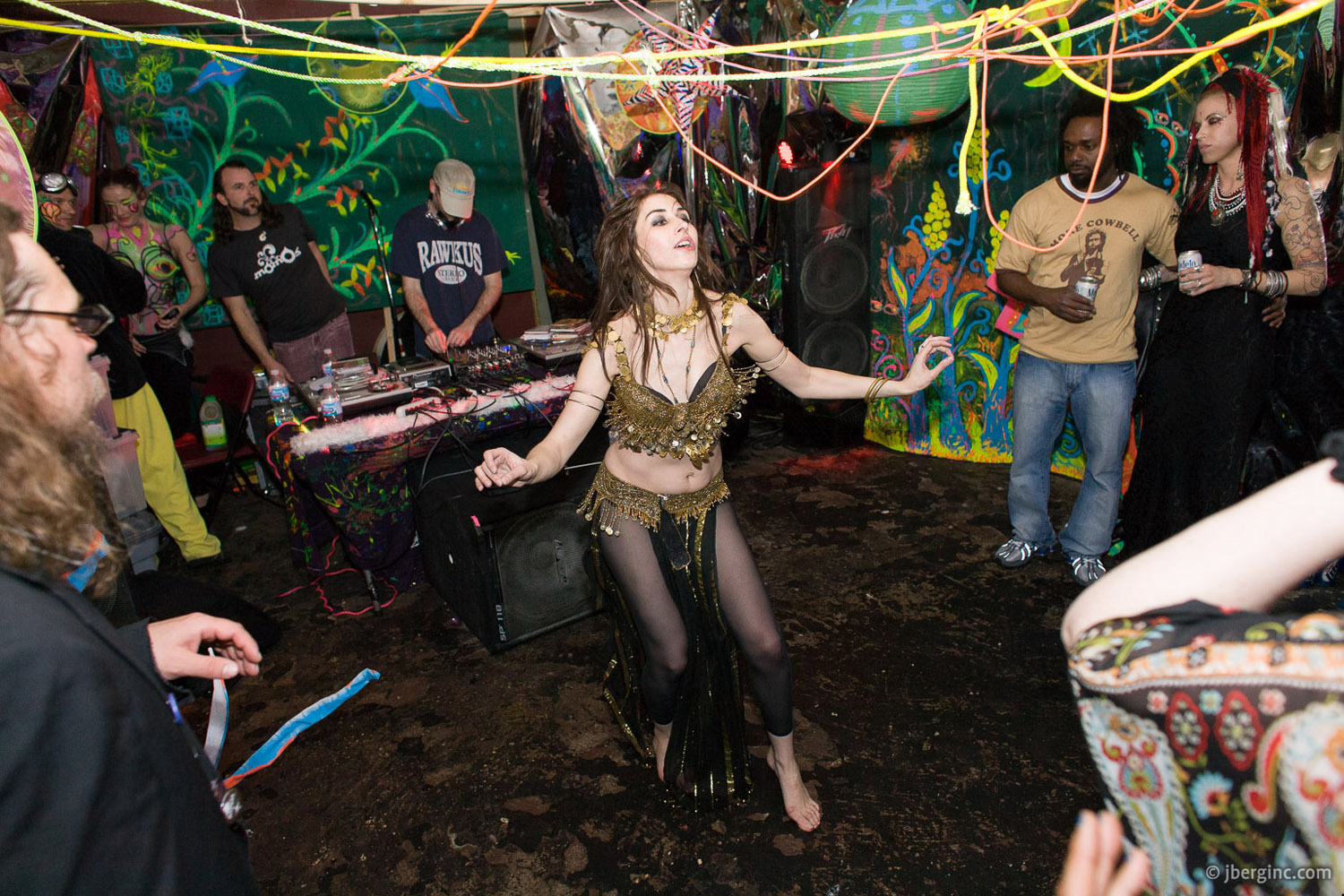 120_Resonate 5 2010-04-24
