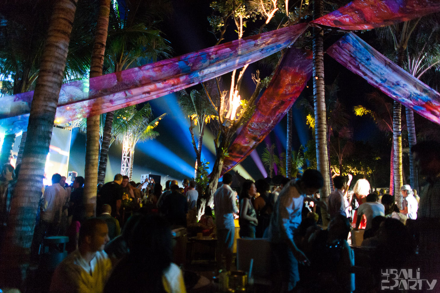 054_W Bali Opening 2011-07-03