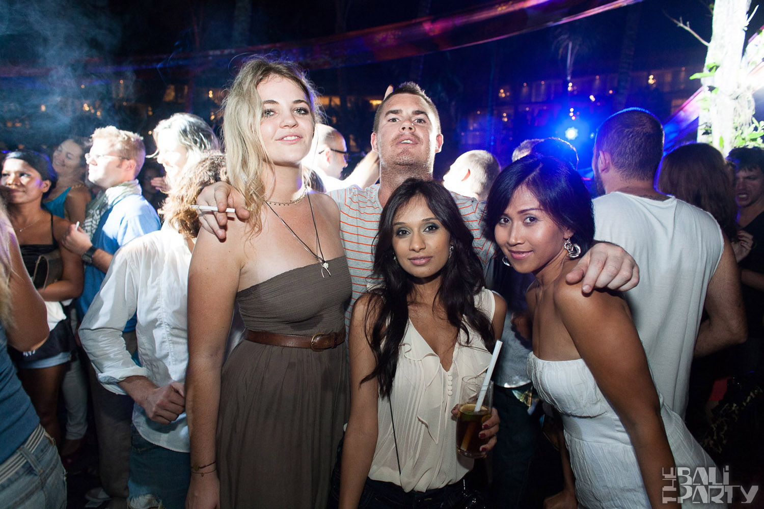 055_W Bali Opening 2011-07-03