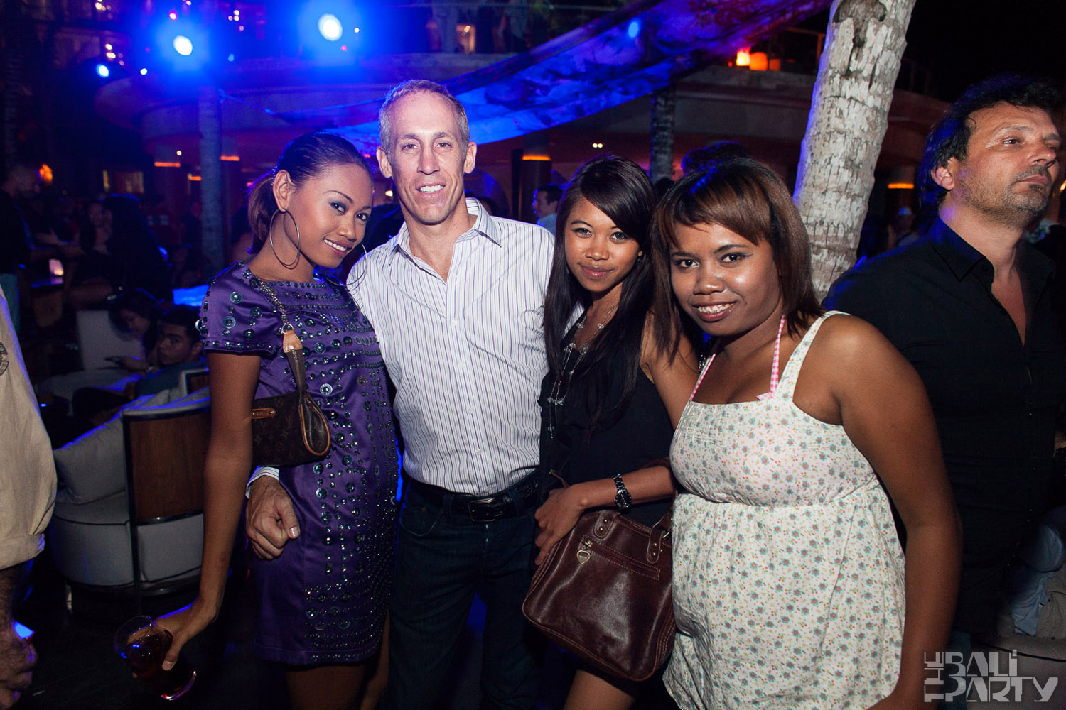 118_W Bali Opening 2011-07-03