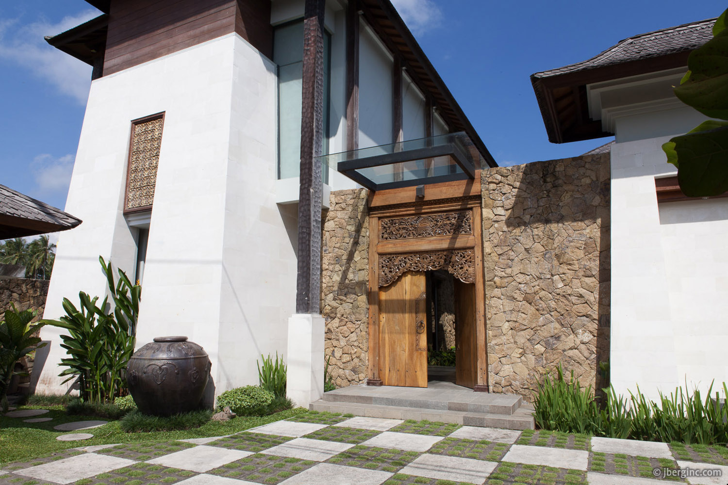 01_Swarapadi Villa
