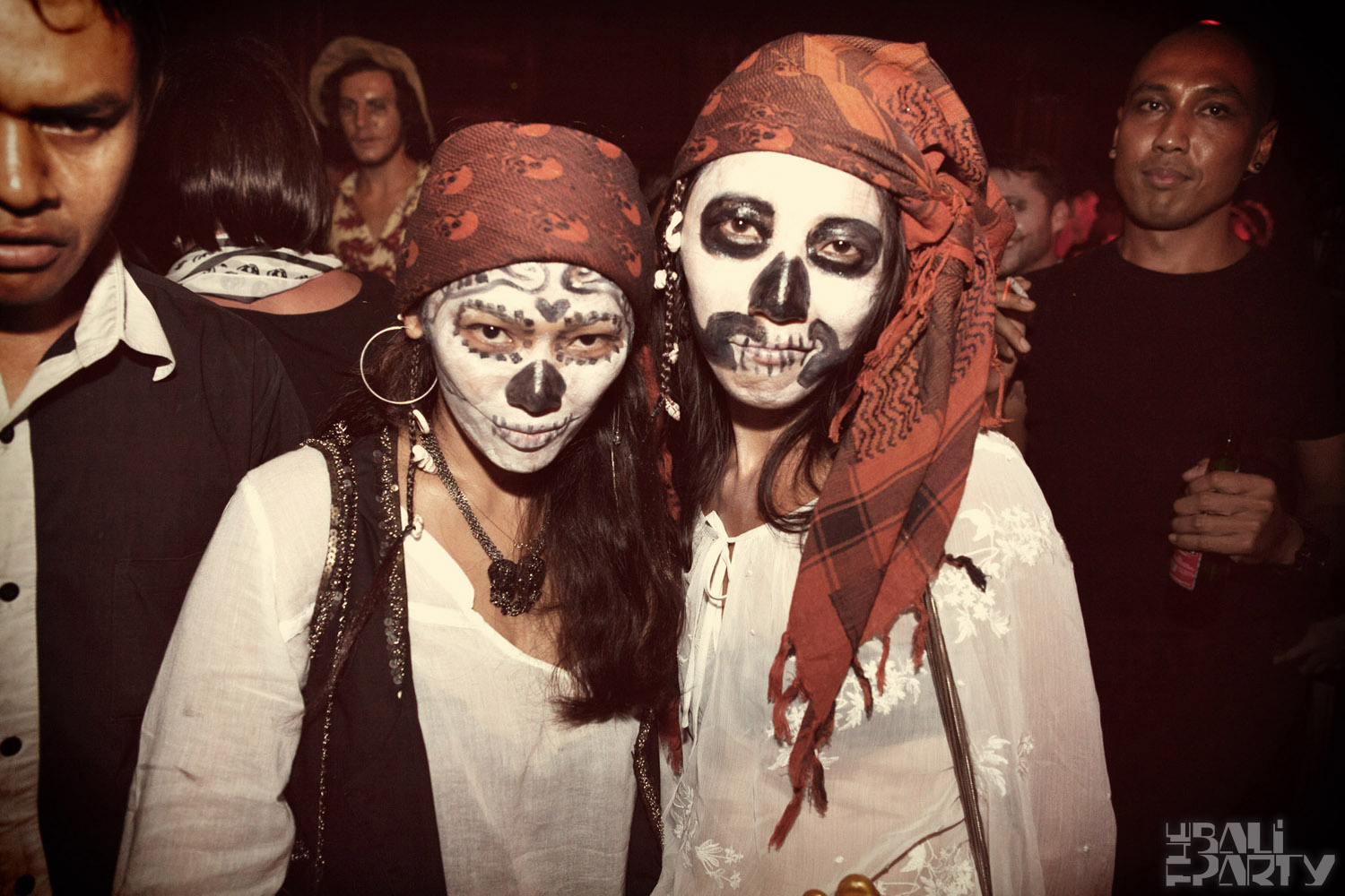 Love in Tents x Día de los Muertos @ Hu'u Bar 12-10-31_022