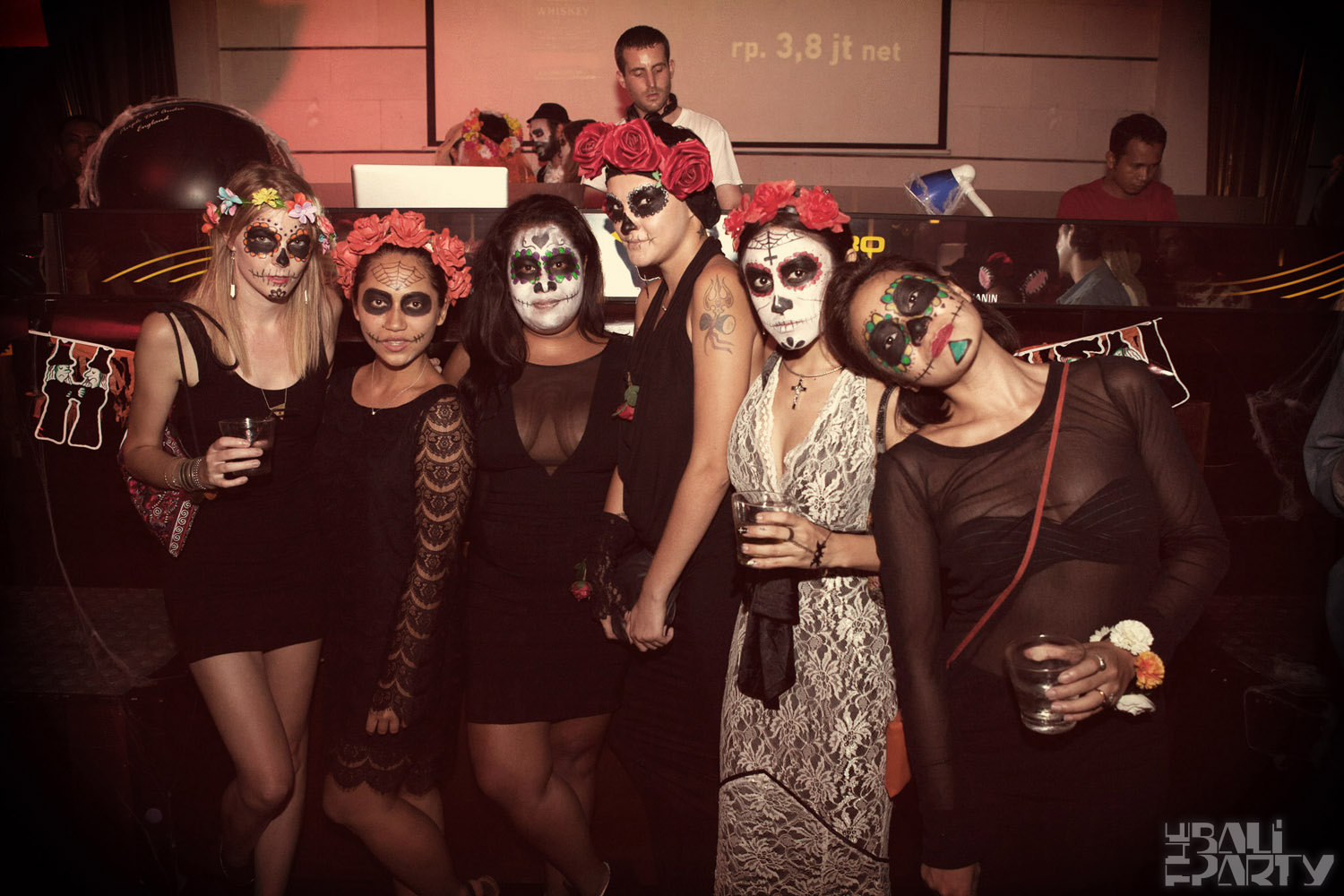 Love in Tents x Día de los Muertos @ Hu'u Bar 12-10-31_023