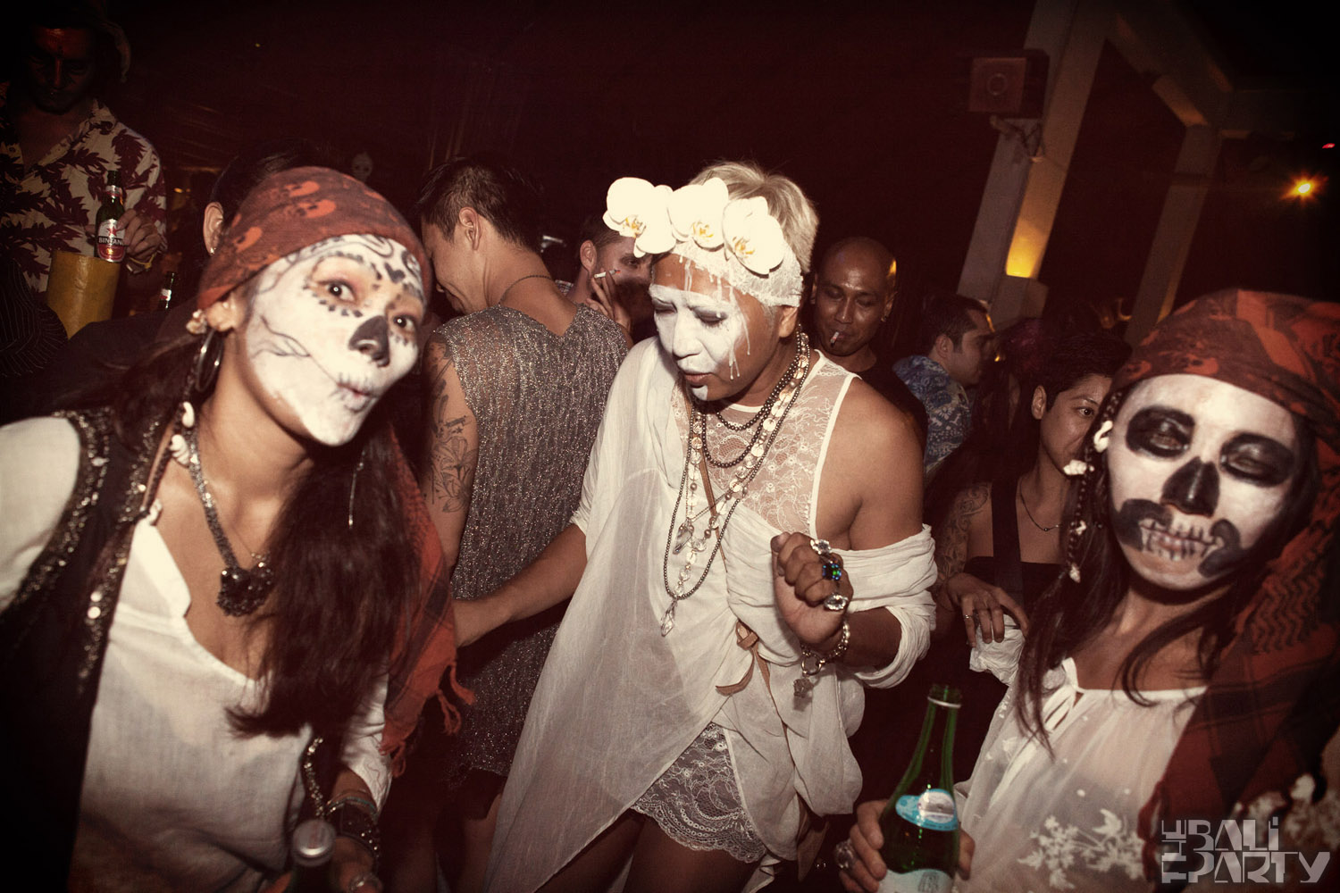 Love in Tents x Día de los Muertos @ Hu'u Bar 12-10-31_024