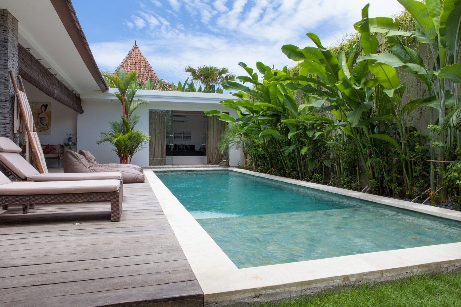 01_Villa Astaga