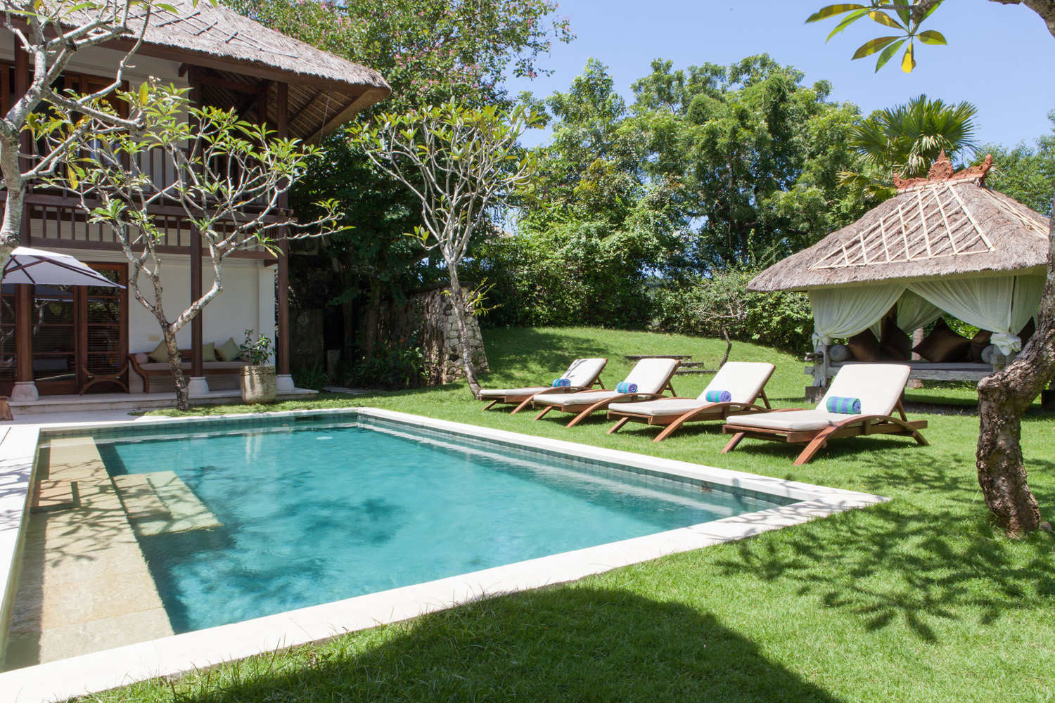 02_Sakova Villas Karma