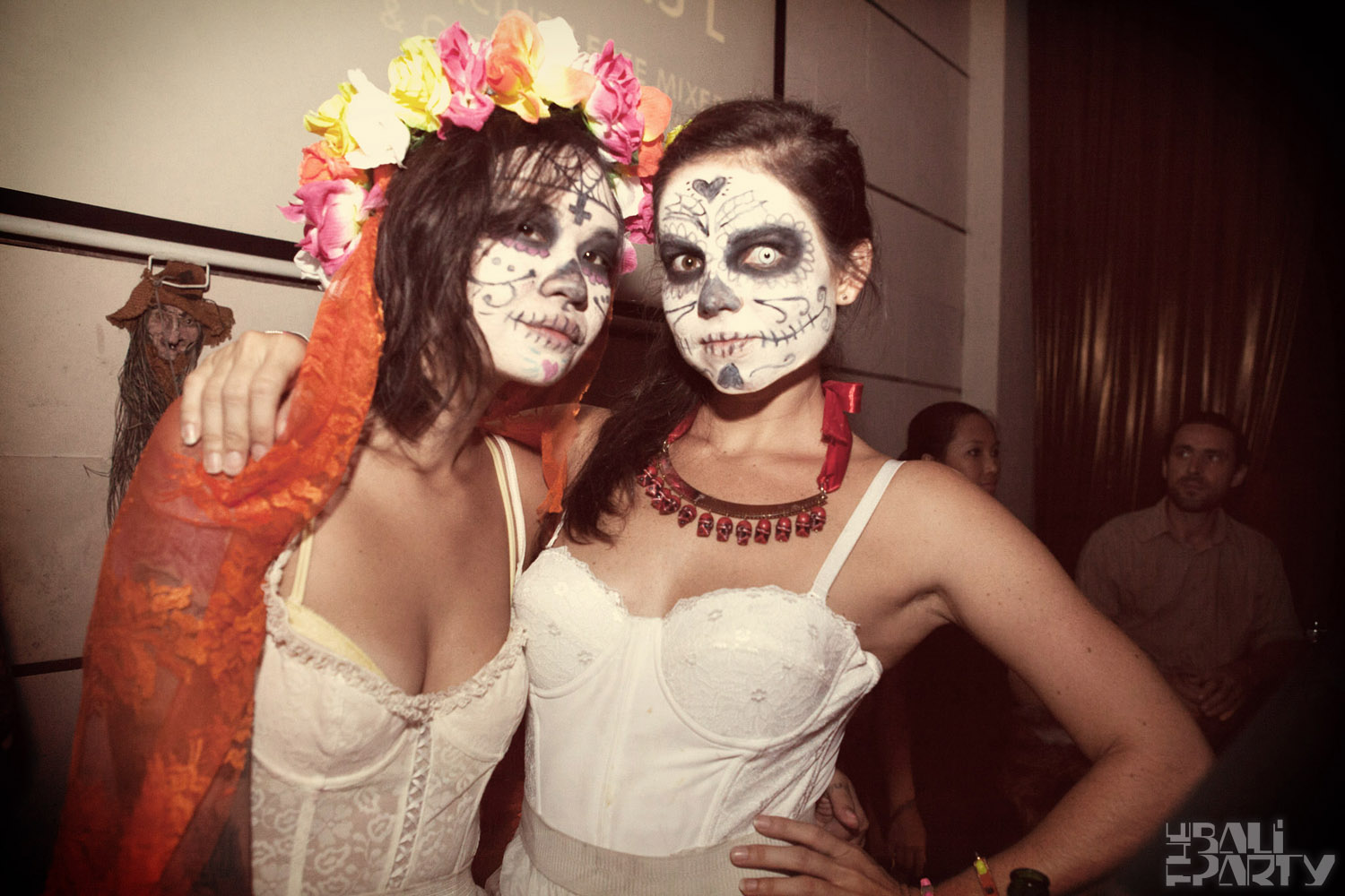 Love in Tents x Día de los Muertos @ Hu'u Bar 12-10-31_110