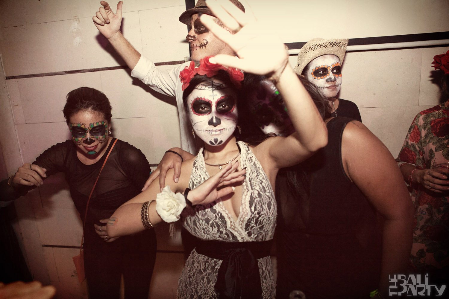 Love in Tents x Día de los Muertos @ Hu'u Bar 12-10-31_111