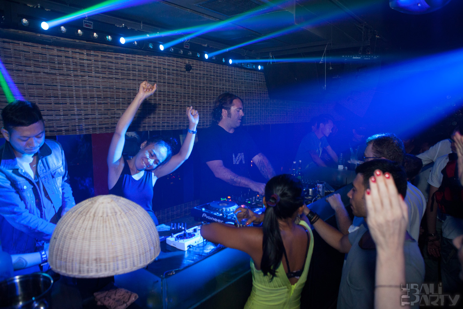 187_Pig & Dan @Jenja 2014-04-26