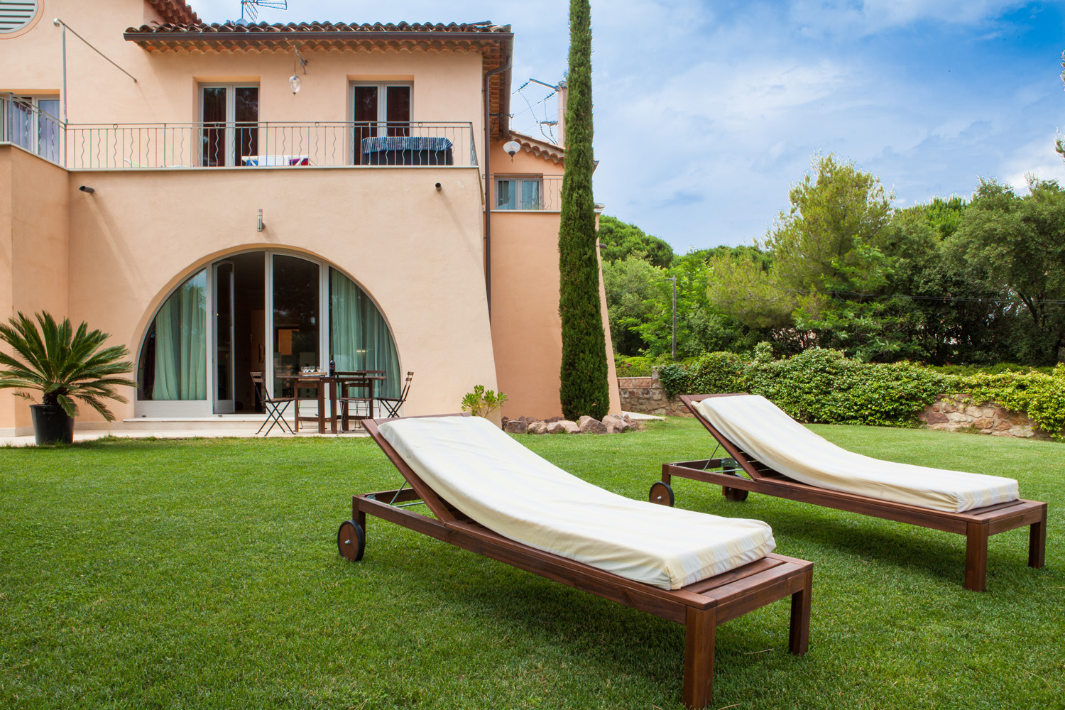 02_Villa Angelina