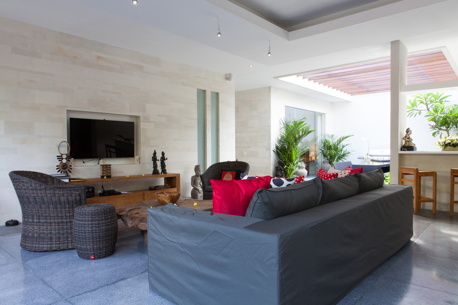 11_Villa Bersantai
