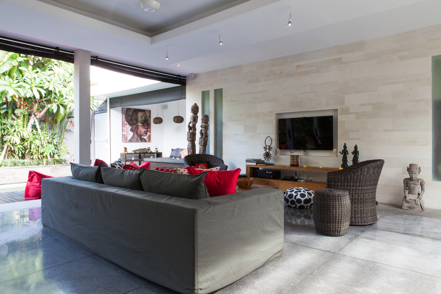 15_Villa Bersantai