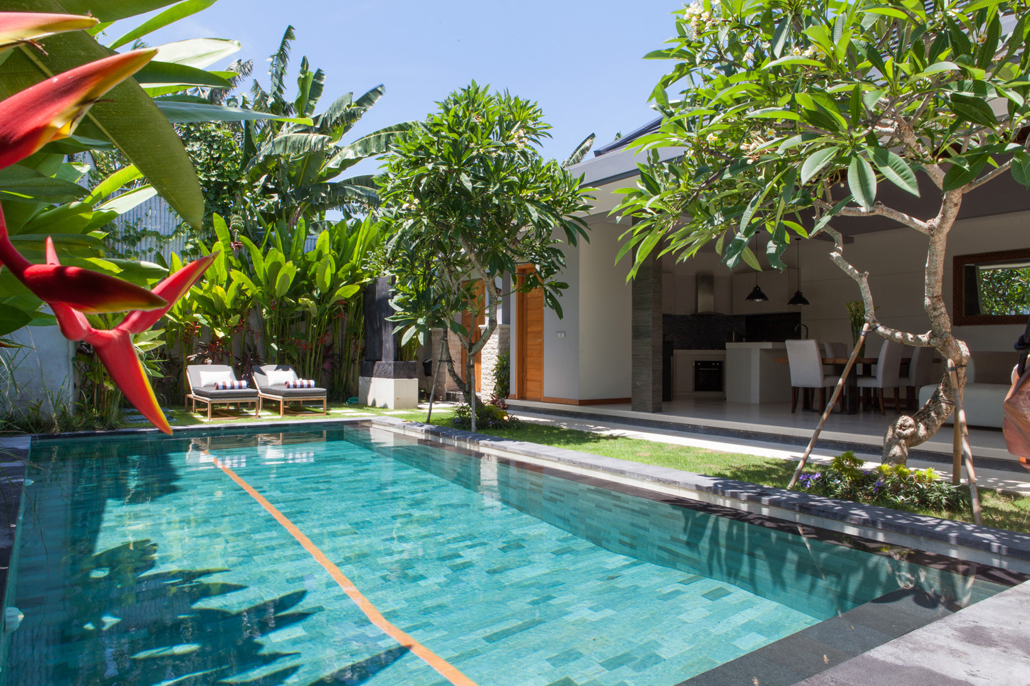 05_Villa Almira