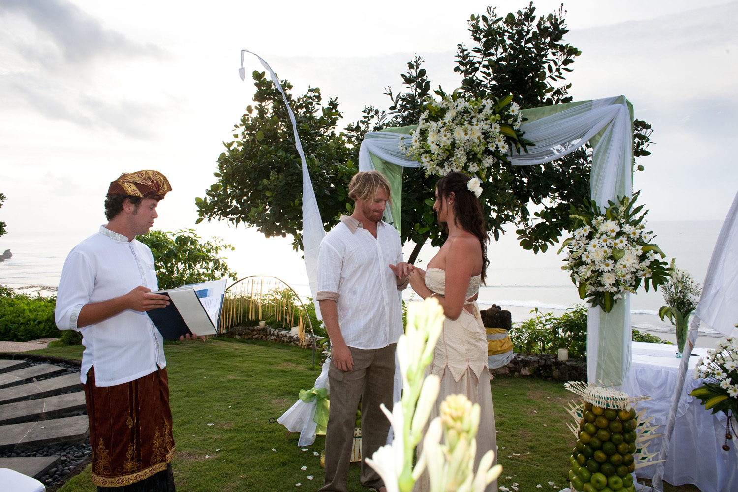 037_Brock and Maites Wedding 2011-04-22