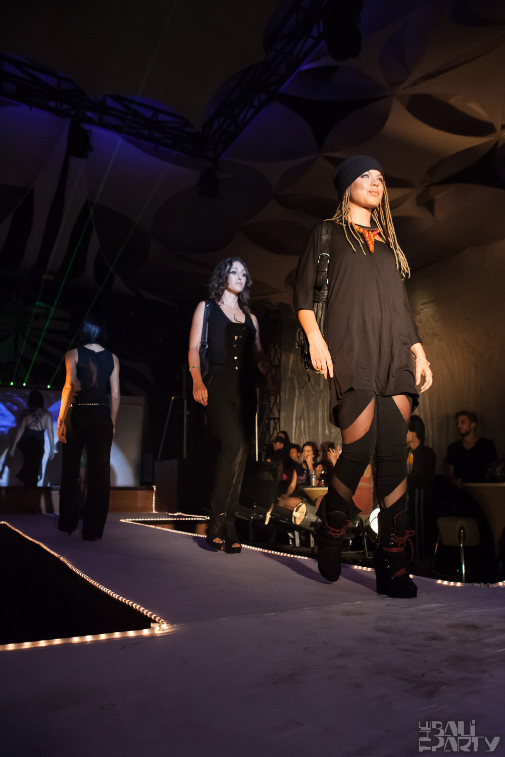 032_BE BUDDHAFUL FASHION Show @Pyramid 2014-03-28