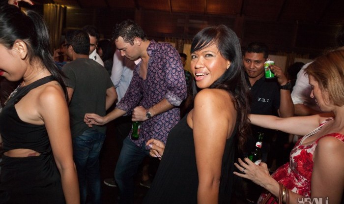 DJ Goldigger @ Hu'u Bar 12-11-17_134
