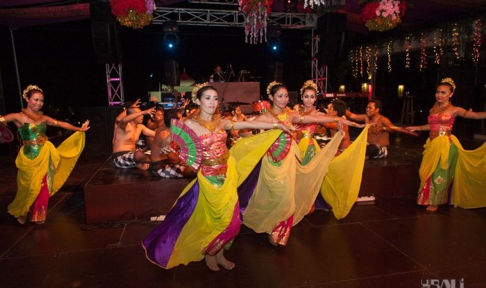 Metis 2nd Anniversary 2011-10-15_041