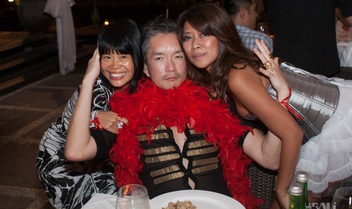 Birthday Party at Hu'u Bar 2011-09-24_043