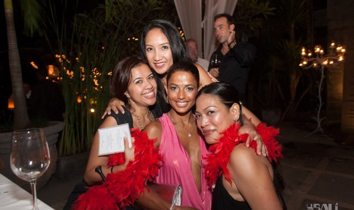 Birthday Party at Hu'u Bar 2011-09-24_083