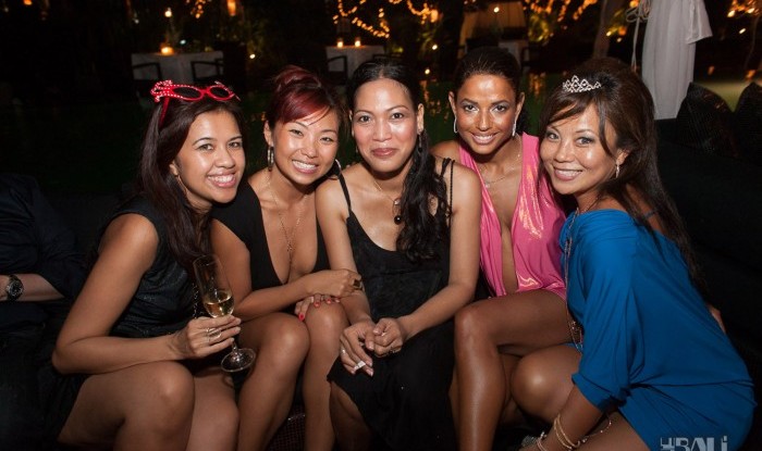 Birthday Party at Hu'u Bar 2011-09-24_106