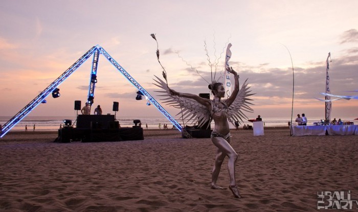 Cocoon Beach Opening 2011-06-25