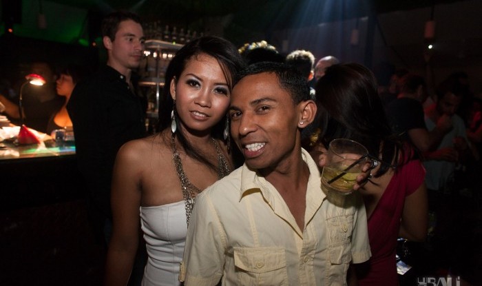 Layo&Bushwacka at Mint 11-11-04_013