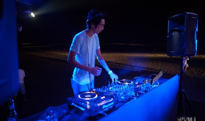 Cocoon Beach Opening 2011-06-25 #206