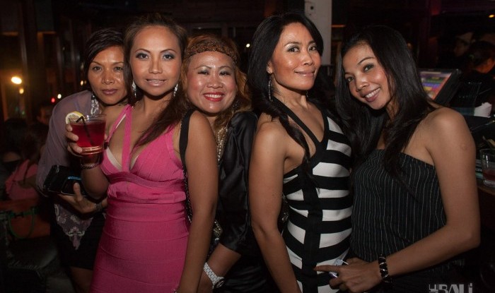 Hu'u Bar 10yr Anniv 2011-12-10_018